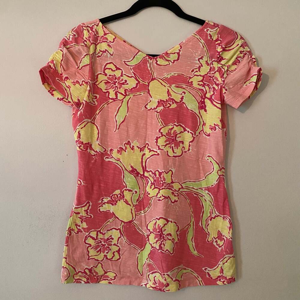 Lilly Pulitzer Pink Yellow Floral Cotton T-Shirt V-neck Preppy Women's size XS